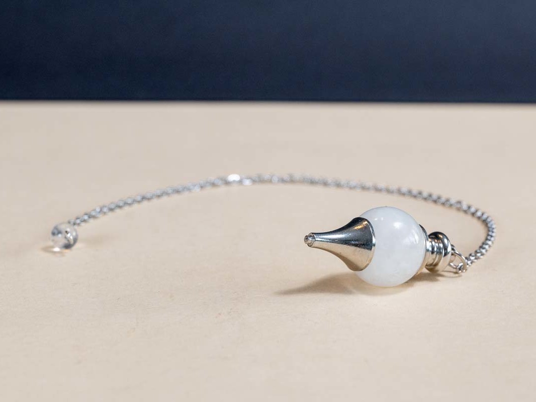 Pendule Pierre de Lune Blanche