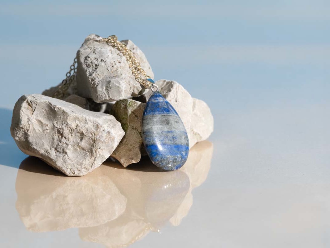 Pendentif Sodalite en forme de larme