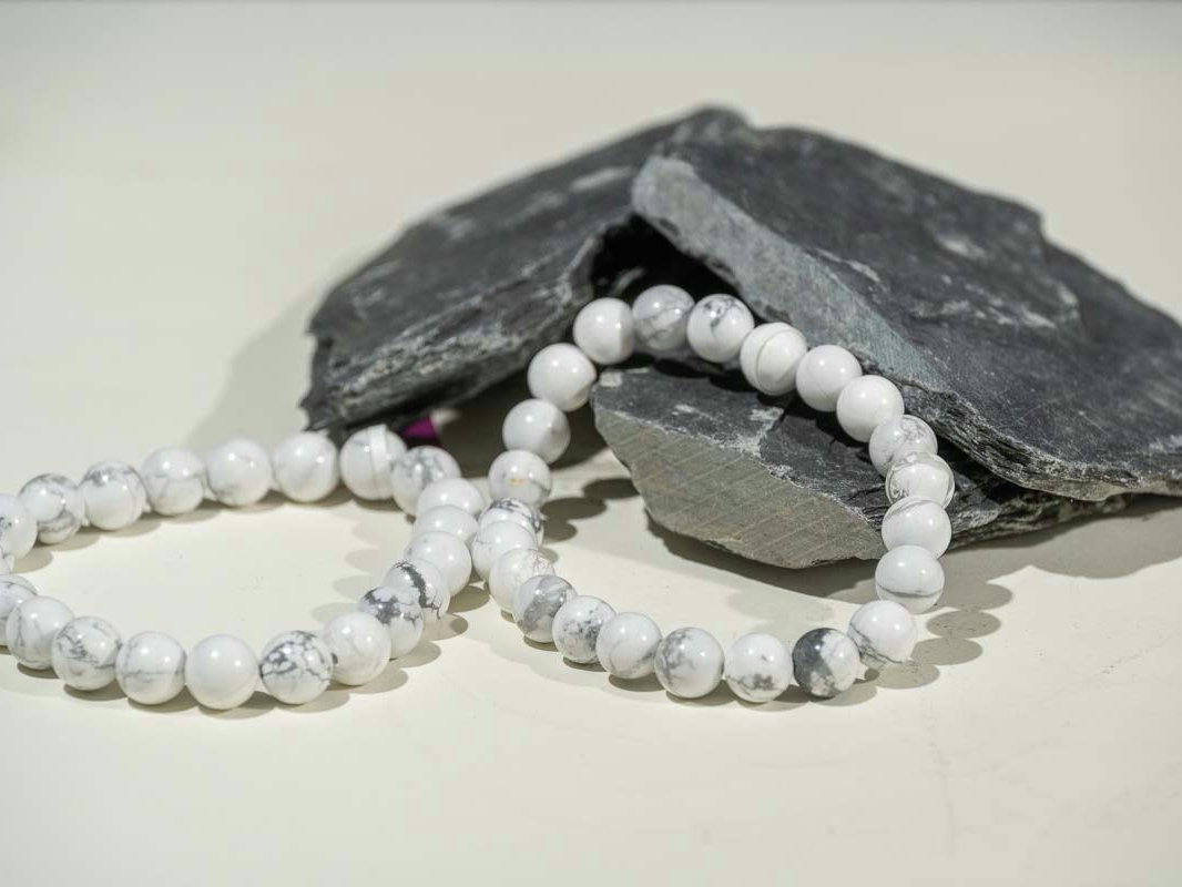 Bracelet Howlite Blanche perles 8 mm