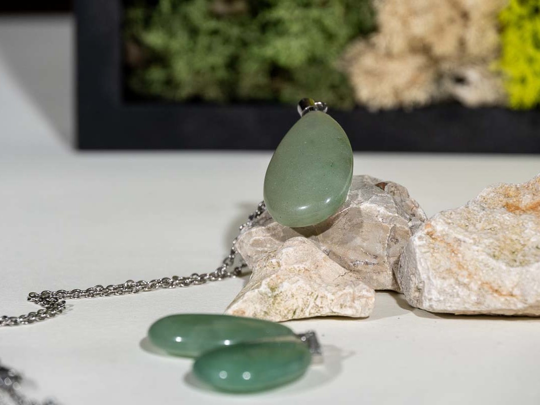 Pendentif Aventurine verte en forme de larme